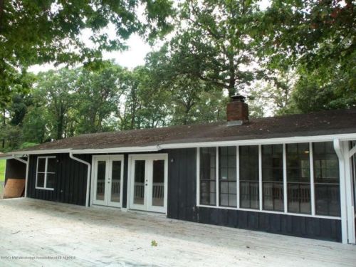 2570 Pine Dr, Hernando, MS 38632-4154