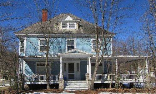 159 Main St, Ellenville, NY 12428-2124