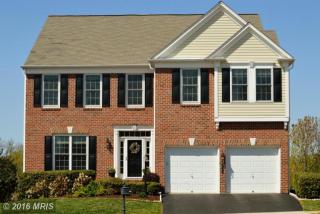 8160 Douglas Fir Dr, Lorton, VA 22079-5657