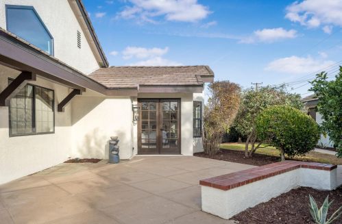 6293 Shamrock Ave, Santa Barbara CA  93117-2000 exterior