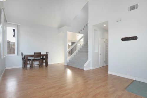 1743 Fairhaven Ct, Oakley CA  94561-3069 exterior