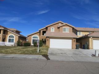 12412 Bassett Dr, Victorville, CA 92392-0530