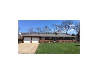 191 Edgewood Dr, Vermilion, OH 44001-1771