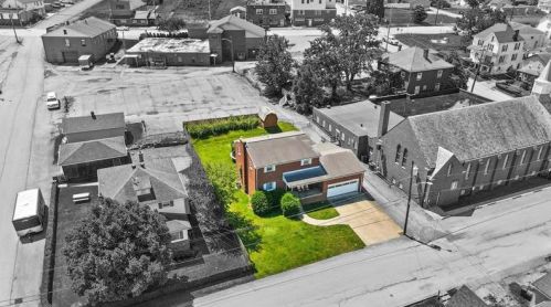 108 Church St, Herminie, PA 15637-1302