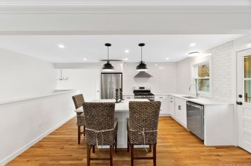 12 Clear Lake Rd, North Branford CT  06471-1574 exterior