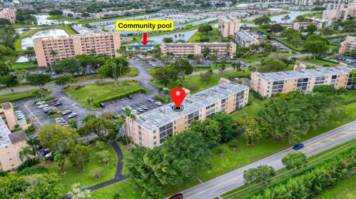 6865 Huntington Ln, Delray Beach, FL 33446-3002