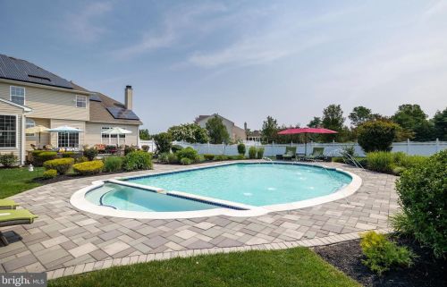 16 Livingston Ln, Lumberton Township NJ  08048-6210 exterior