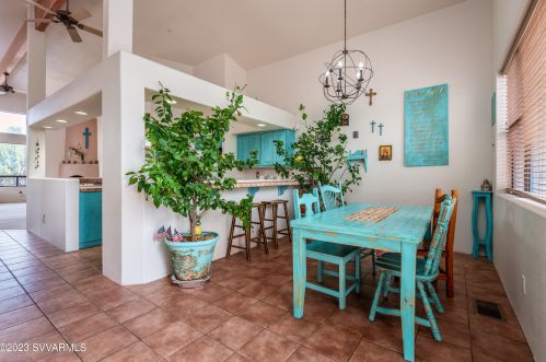 105 Castle Rock Trl, Sedona AZ 86336-6820 exterior