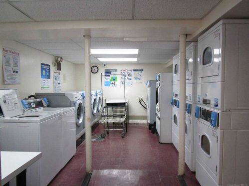 324 Post Ave, Westbury NY  11590-2228 exterior