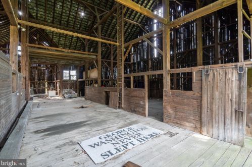 1704 Dreshertown Rd, Dresher PA  19025-1303 exterior