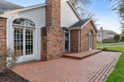 718 Willowcrest Dr, Gibsonia PA  15044-6028 exterior