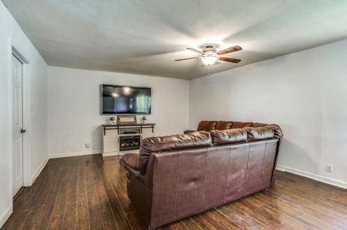 4123 Morgan Cir, Fort Worth, TX 76180-8531