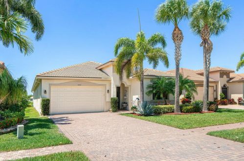 14833 Strand Ln, Delray Beach, FL 33446-9655