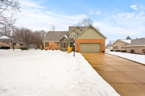 3425 129th St, Waukesha, WI 53151-4650