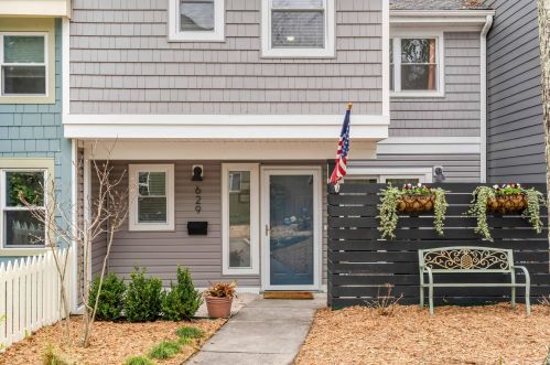 629 Baytree Ct, Mount Pleasant SC  29464-3534 exterior