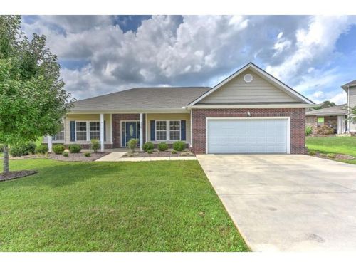 2061 Falling Leaf Dr, Kingsport, TN 37664-5301