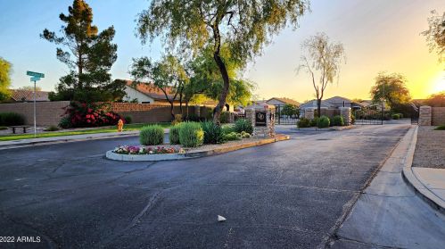 118 Desert Bell Way, San Tan Valley, AZ 85143-7557