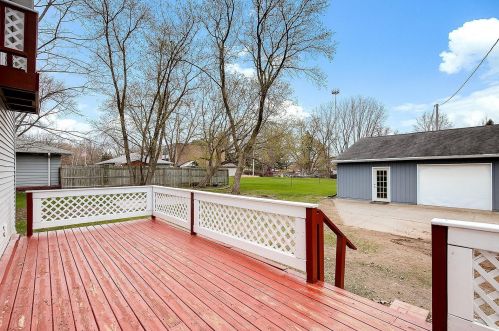 805 3rd St, Princeton MN  55371-1513 exterior