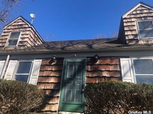 118 Makamah Rd, Northport, NY 11768-1337