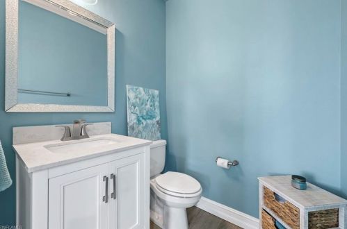 7698 Bristol Cir, Naples FL  34120-0697 exterior