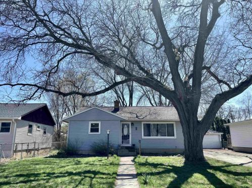 3721 Paus St, Madison, WI 53714-2432