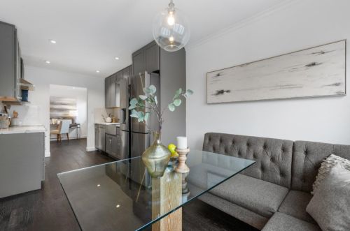 825 3rd Ave, San Bruno CA  94066-3211 exterior