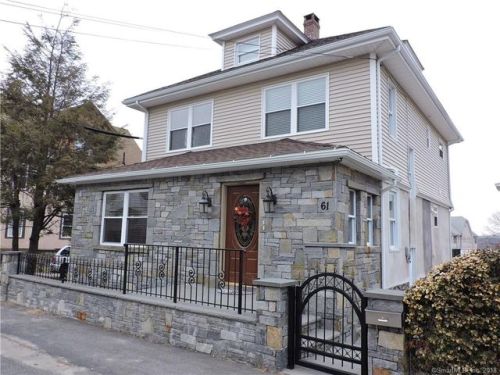 61 Norman St, Waterbury, CT 06708-4121