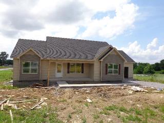 148 Moriah Ave, Lewisburg, TN 37091-2976