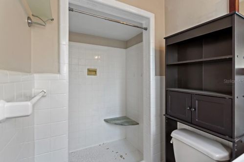 1002 Connecticut Rd, Tarpon Springs FL 34689-2830 exterior