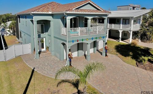 209 26th St, Flagler Beach, FL 32136-4050