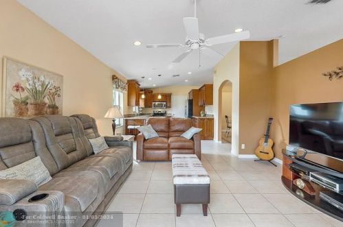 11901 20th St, Hollywood FL  33025-5616 exterior