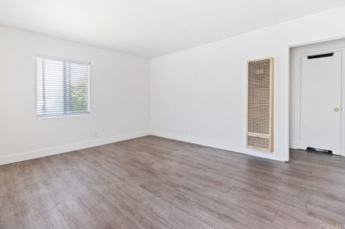 454 Shaffer St, Orange CA 92866-1116 exterior