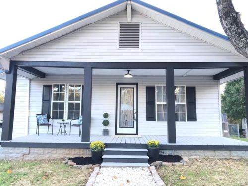 1406 James Dr, Knoxville, TN 37920-3913