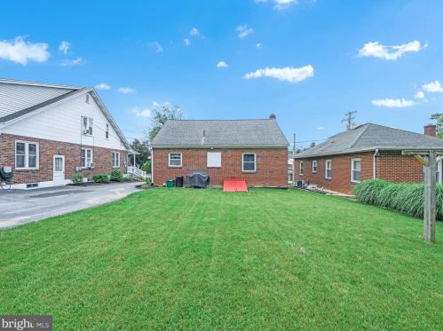 12 Orange St, Ephrata PA  17522-2315 exterior