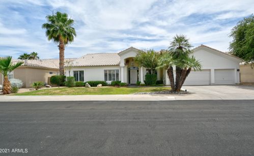 9439 Yucca St, Scottsdale, AZ 85260-6115