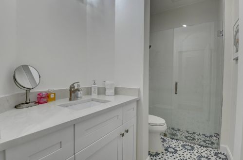 8696 Valhalla Dr, Delray Beach FL  33446-9568 exterior