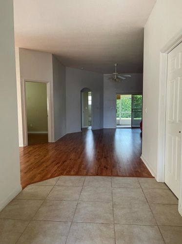 4146 Bedford Ave, Winter Haven FL  33884-5208 exterior