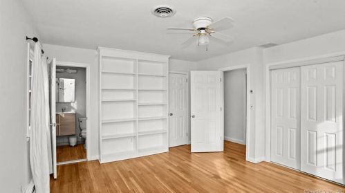75 Nubel Ln, New Canaan CT  06840-6913 exterior