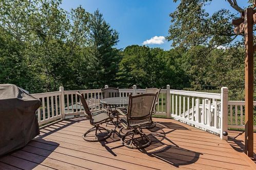 8694 Silvercreek Ct, Florence KY  41042-8270 exterior