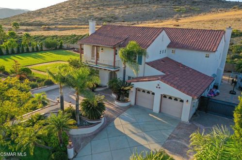 5391 Evening Sky Dr, Simi Valley CA  93063-5744 exterior