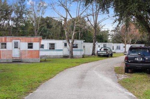 6590 Narcoossee Rd, Orlando, FL 32822-5570