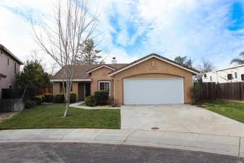 660 Ferguson Ct, Liberty Farms, CA 95620-4545
