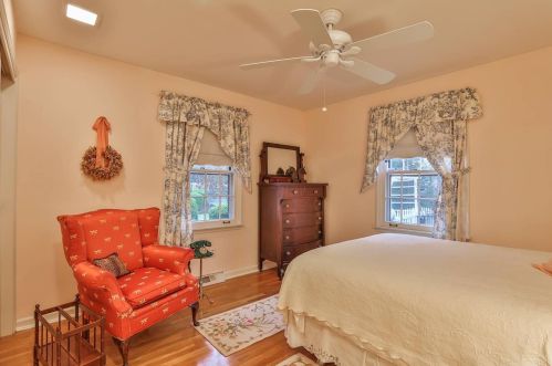 502 Compton Rd, Cincinnati OH 45215-4157 exterior