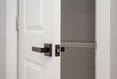 1420 Amsterdam Rd, Covington KY  41011-2052 exterior