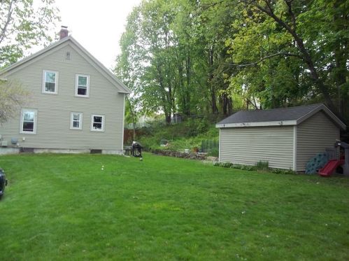 20 Mount Pleasant View Ave, Cumberland RI  02864-2300 exterior
