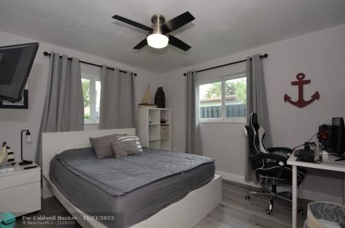 8421 17 Ct, Hollywood FL 33028 exterior