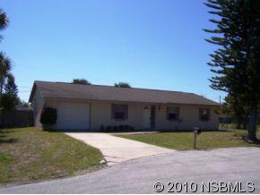 1804 Date Palm Dr, Edgewater, FL 32132-3513