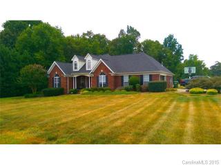 1301 Crown Forest Ln, Monroe NC  28112-9021 exterior