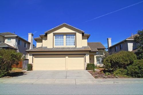 185 Starfish Ct, Marina, CA 93933-2245