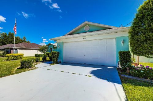 13281 Little Farms Dr, Brooksville, FL 34609-4341